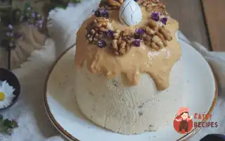 Великдень З Вареним Згущеним Молоком І Волоськими Горіхами