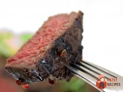 Скибочки вирізки (лангет) з гарніром