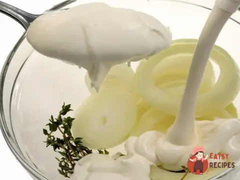 Маринад з майонезом та цибулею для свинини
