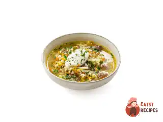 Розсольник із курячими сердечками