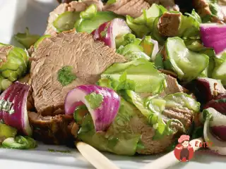 Холодний салат із яловичиною