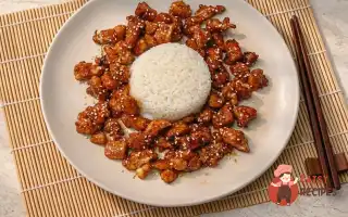 Кисло-солодка курка по-китайськи з рисом