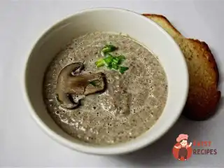 Суп-пюре з печериць або білих грибів