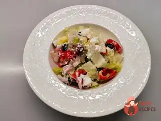 Салат із сиром фета