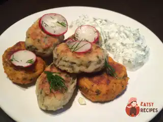 Сирники з картоплею та морською капустою