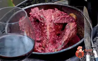 Цісарка З Ожиновим Соусом