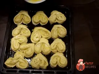 Крок 12: М'які плюшки із цукром