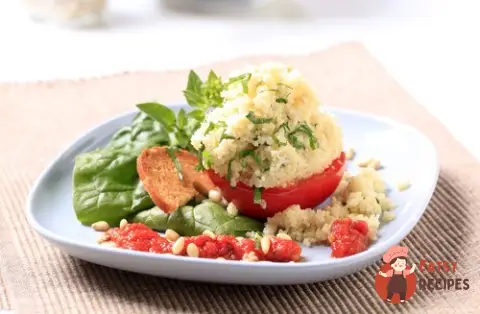 Помідори, фаршировані кускусом