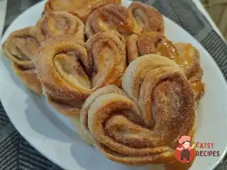 Московська плюшка з корицею