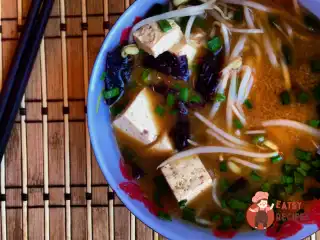 Суп місо з паростками маша