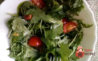 Салат З Руколою Та Помідорами Чері