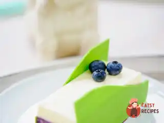 Десерт чорномородиновий з лохиною
