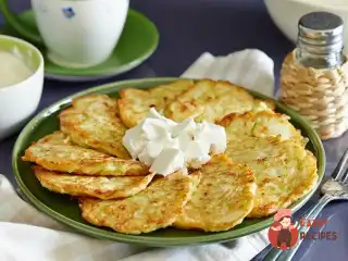 Оладки з цукіні з фетою