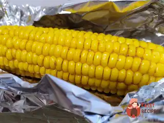 Кукурудза у фользі зі спеціями