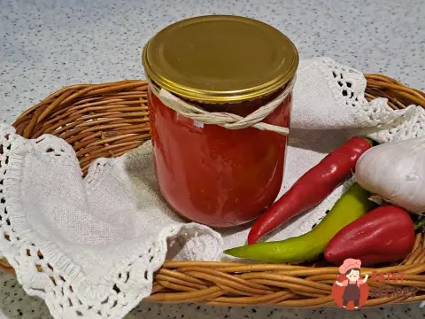 Солодкий гострий соус до м'яса