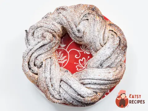 Бабця з цукром та корицею