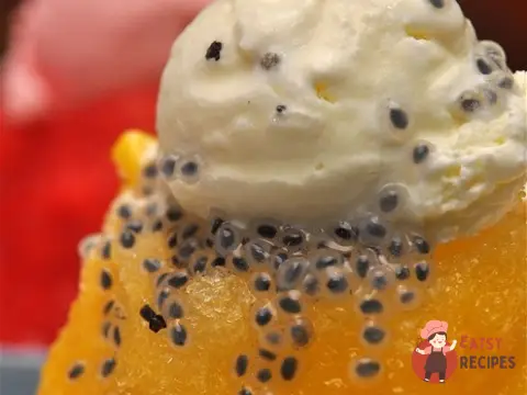 Мариноване манго з кокосового морозива.