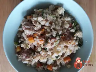 Дикий рис з тунцем у тайському стилі