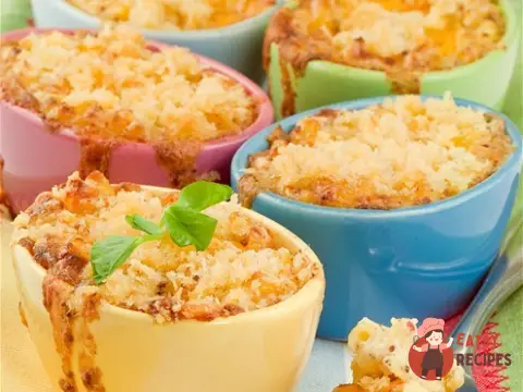 Закуска з пастою, сиром та мускатним горіхом