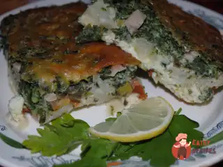 Омлет з цвітною капустою та шпинатом