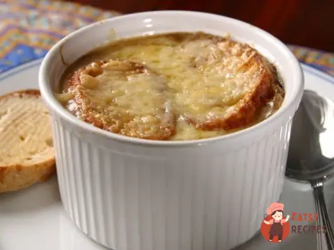 Цибульний суп по-французьки