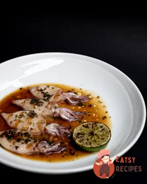 Кальмари з соусом понзу