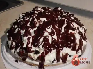 Торт «Графські руїни» з волоськими горіхами