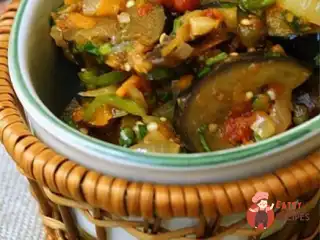 Аджапсандалі із зеленим чилі