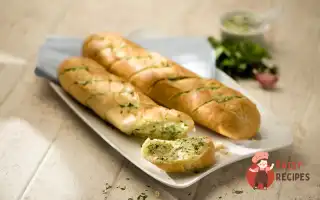 Багет із часниковою олією