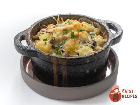 Картопля з грибами у духовці