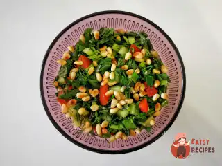 Салат з кедровими горіхами