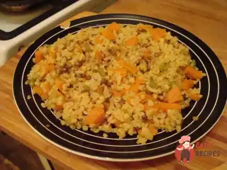 Булгур із сочевицею та овочами