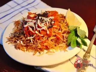 Смажені макарони з томленими помідорами