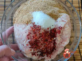 Крок 3: Курячі купати з цибулею