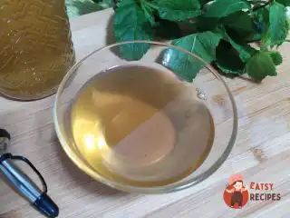 Домашній сироп з м'яти