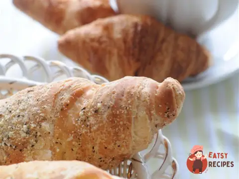 Круасани із сиром