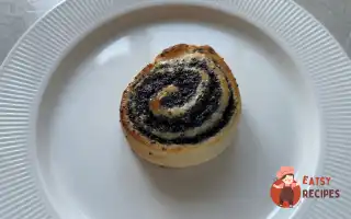 Булочки З Маком Та Глазур'ю