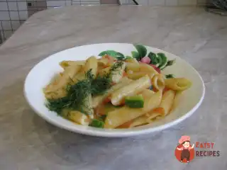 Овочевий соус по-сизранськи з макаронами за рецептом від Євгена Сивожелезова