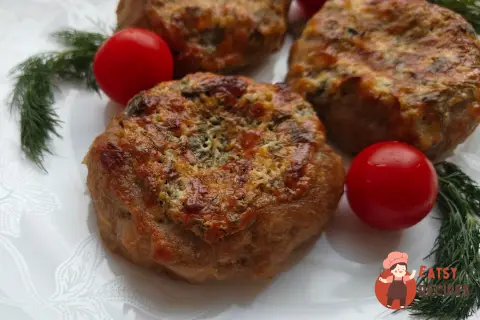 Котлети з начинкою в духовці