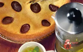 Сливовий Пиріг З Фісташками