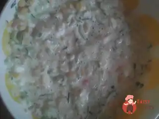 Салат із крабових паличок зі свіжими огірками