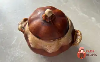 Жарке В Горщиках Із Кроликом