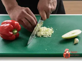 Крок 3: Курячі грудки на пару, фаршировані овочами з мандариновим соусом