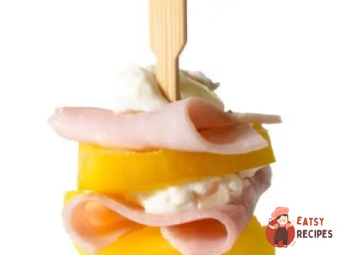 Канапе з шинкою та ананасом