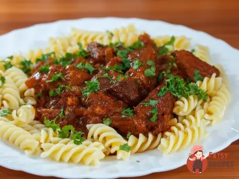 Паста з філе індички мариноване в пиві
