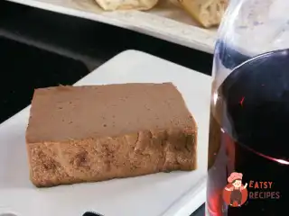 Паштет з курячої печінки з портвейном