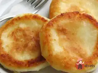 Сирники з курагою та волоськими горіхами