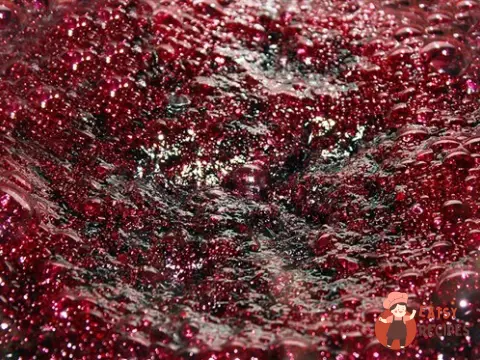 Журавлинно-вишневий соус