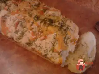 Часниковий хліб із зеленню