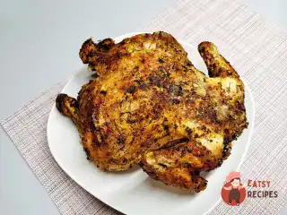 Хрумка курочка на солі з часниково-сметанним соусом